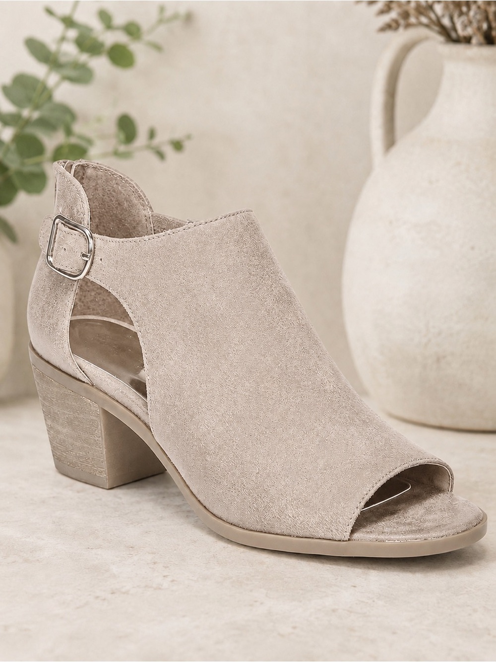 CARLOS PEEP TOE GRAY DISTRESSED LEATHER CHUNKY BLOCK HEEL BOOTIES SIZE 7.5